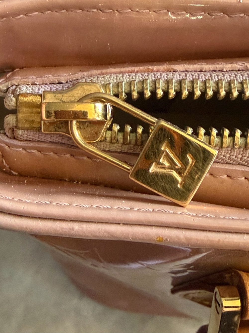 Vintage Louis Vuitton Monogram Vernis Houston Tote - Rose Pink - Picture 12 of 16